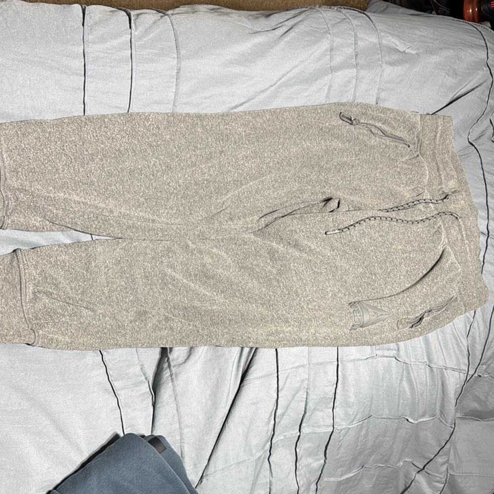 2 Pair Reebok Joggers - Picture 4 of 7